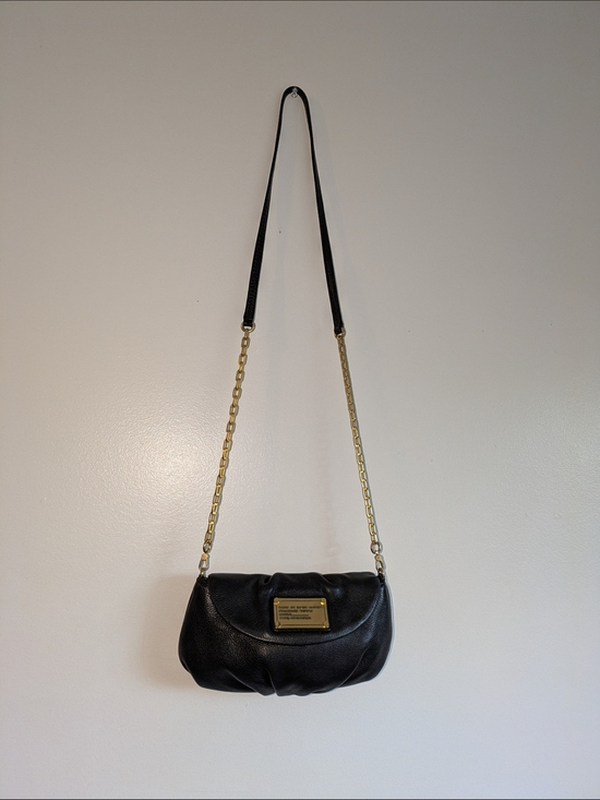 Marc By Marc Jacobs Handbags - Marc by Marc Jacobs Black Leather Crossbody with Gold Chain Detail